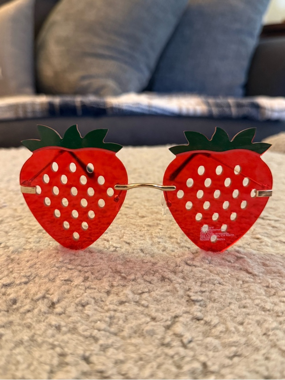 Women’s Fashion Strawberry Sunglasses